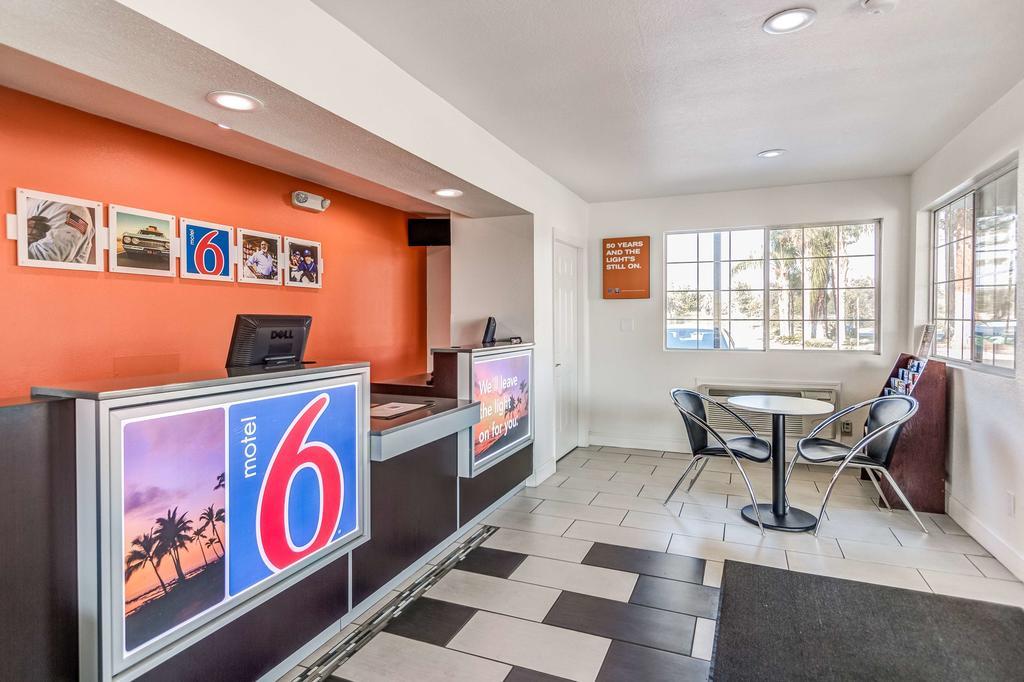 Motel 6-Visalia, Ca المظهر الخارجي الصورة