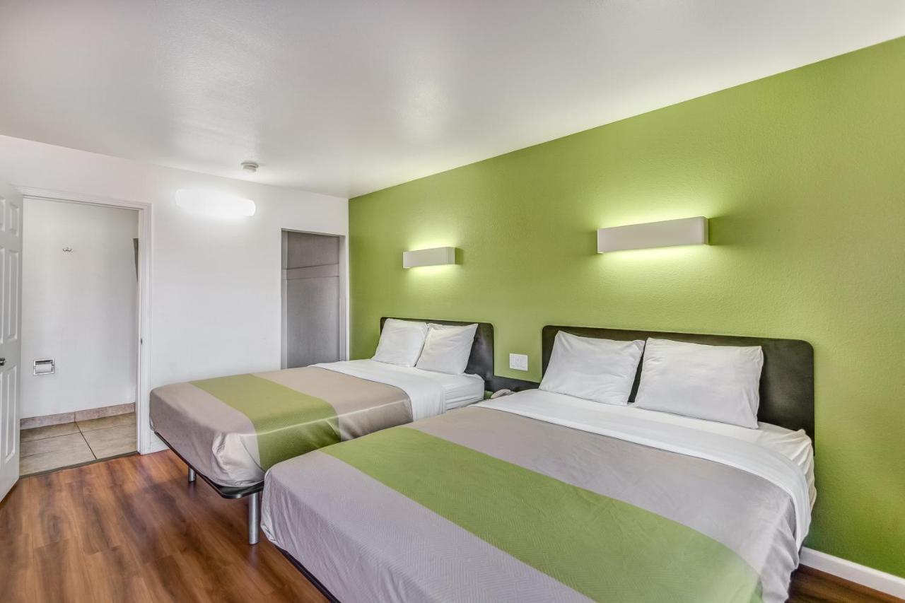 Motel 6-Visalia, Ca الغرفة الصورة